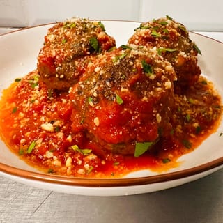 Homemade Meatballs (3pcs)