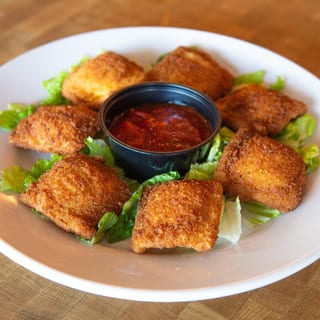 Fried Ravioli (8 Pieces)